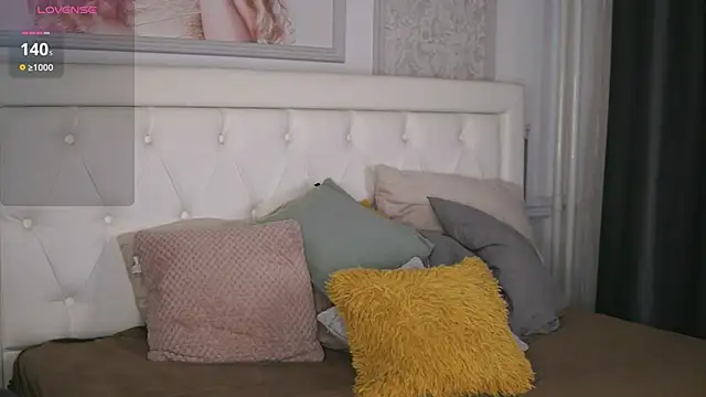 Snapshot of Adelyn_Chase chatting on 15, 3, 2025 Adelyn Chase online show from 15, 3, 2025