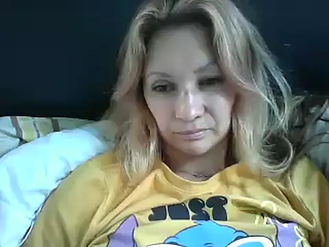 Snapshot of Paulita_x3 chatting on 4, 2, 2025 Paulita x3 online show from 4, 2, 2025