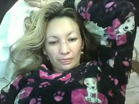 Snapshot of Paulita_x3 chatting on 28, 2, 2026 Paulita x3 online show from 28, 2, 2026