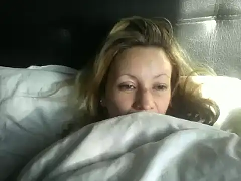 Snapshot of Paulita_x3 chatting on 4, 3, 2026 Paulita x3 online show from 4, 3, 2026