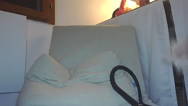 Snapshot of peach00001 chatting on 6, 3, 2026 peach00001 online show from 6, 3, 2026