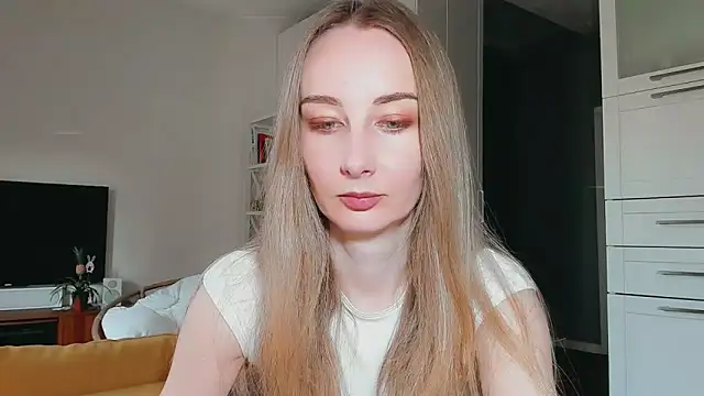 Maiami000 online show from 6, 4, 2026