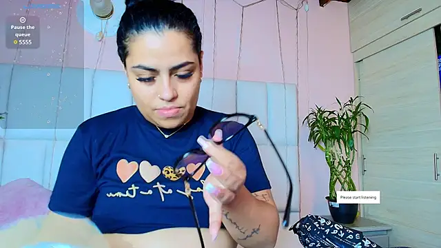 kiana cream online show from 12, 2, 2025