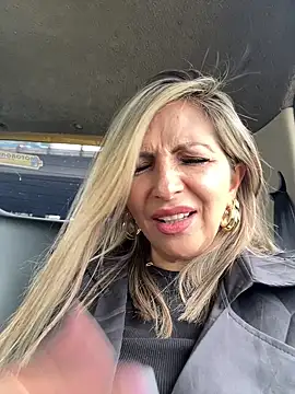  Abril-Office1 online show from 3, 2, 2025