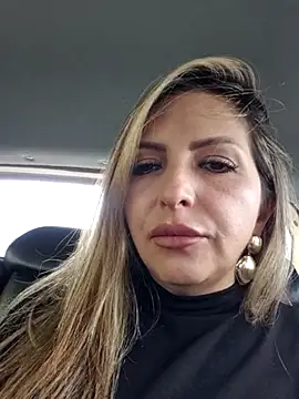  Abril-Office1 online show from 17, 3, 2025