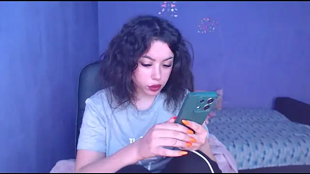 LovelyJulliette online show from 12, 2, 2025