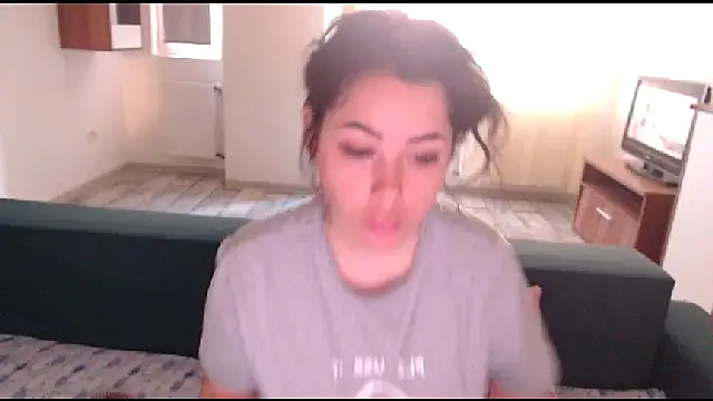 LovelyJulliette online show from 22, 3, 2025