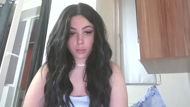 LovelyJulliette online show from 12, 6, 2026