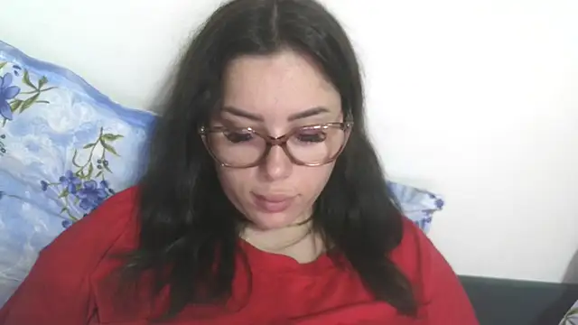 LovelyJulliette online show from 9, 7, 2026