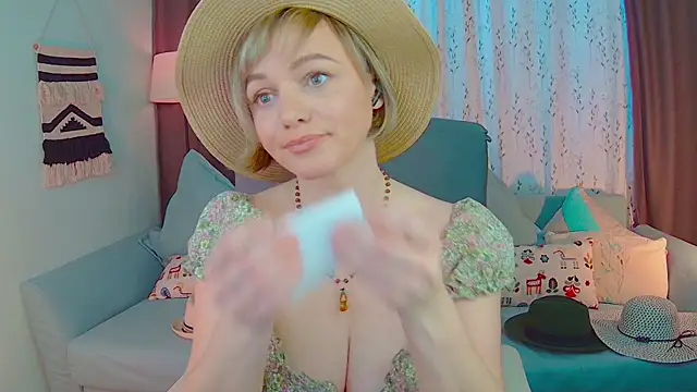 NandiSmile online show from 19, 2, 2025