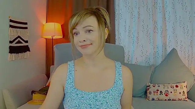 NandiSmile online show from 25, 9, 2025