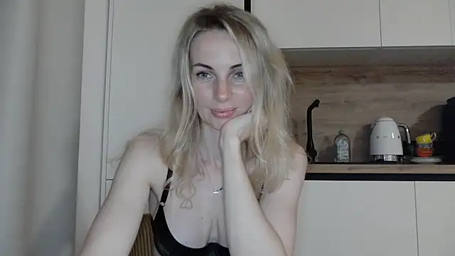 AlissonBia online show from 18, 7, 2026