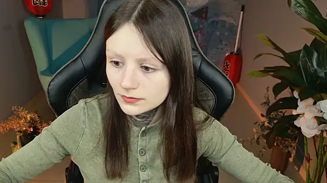 VeliraBraitberg online show from 25, 1, 2025