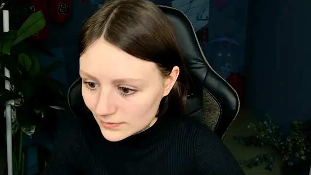 VeliraBraitberg online show from 12, 3, 2025