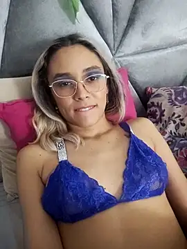 TaraaHot online show from 28, 2, 2025