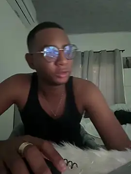 Snapshot of Arwens_bell08 chatting on 4, 3, 2025 Arwens bell08 online show from 4, 3, 2025