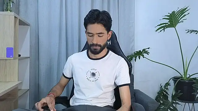 dereck hotsoon online show from 27, 2, 2025