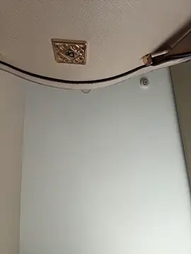 AmmyHot online show from 8, 4, 2026