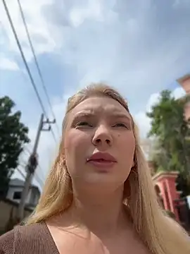 AmmyHot online show from 23, 4, 2026