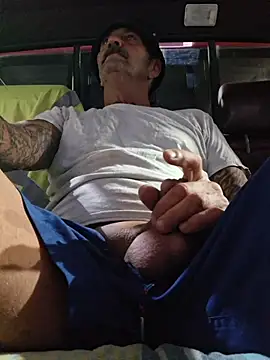 Hotbodyscottie online show from 24, 4, 2026