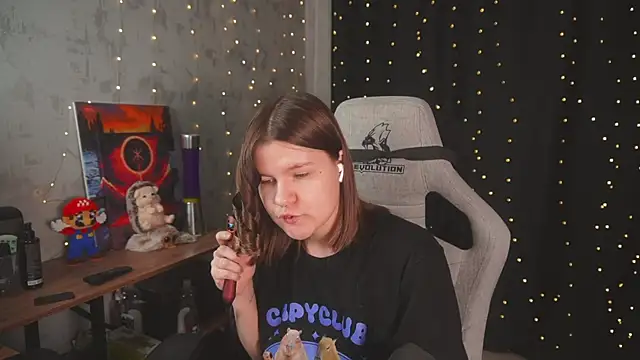 cuteamberlyyy online show from 28, 4, 2026