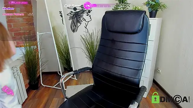 Caitlin Carey online show from 21, 3, 2025