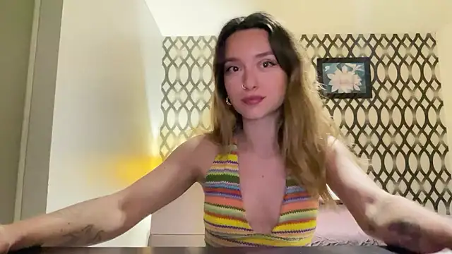 Snapshot of SirenaBelle chatting on 13, 12, 2024 SirenaBelle online show from 13, 12, 2024