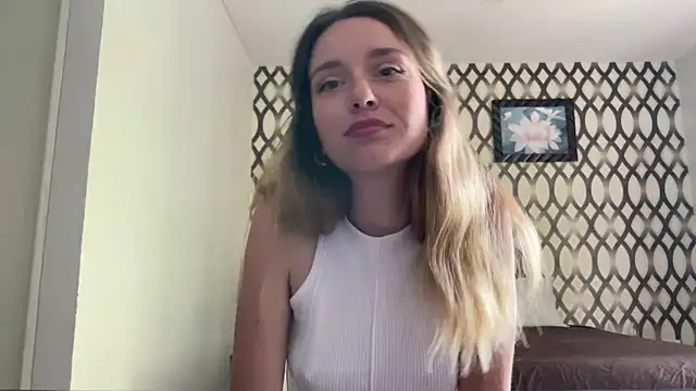 Snapshot of SirenaBelle chatting on 22, 12, 2024 SirenaBelle online show from 22, 12, 2024