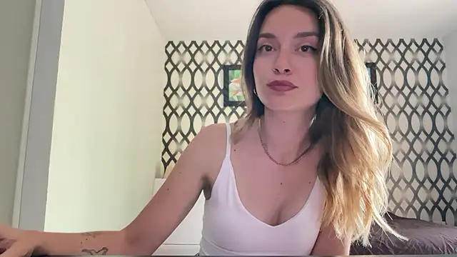 Snapshot of SirenaBelle chatting on 28, 12, 2024 SirenaBelle online show from 28, 12, 2024