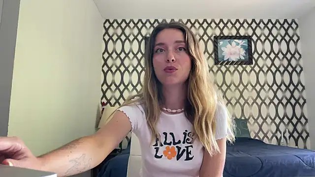 Snapshot of SirenaBelle chatting on 19, 1, 2025 SirenaBelle online show from 19, 1, 2025