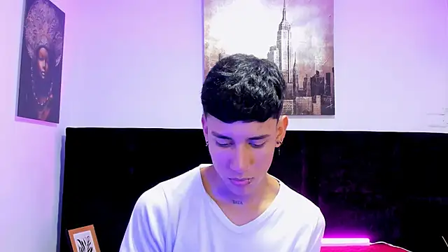 Levin Hikaru online show from 2, 2, 2025