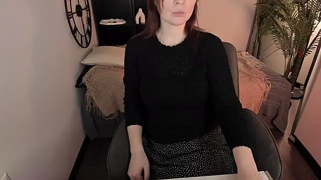 Snapshot of ZoeEast chatting on 11, 1, 2026 ZoeEast online show from 11, 1, 2026