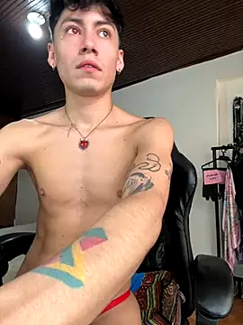 Snapshot of Amahd696 chatting on 10, 10, 2025 Amahd696 online show from 10, 10, 2025