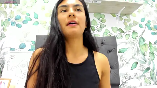 atilanadiaz7 online show from 11, 3, 2025