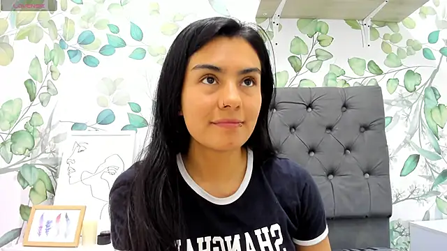 atilanadiaz7 online show from 14, 3, 2025