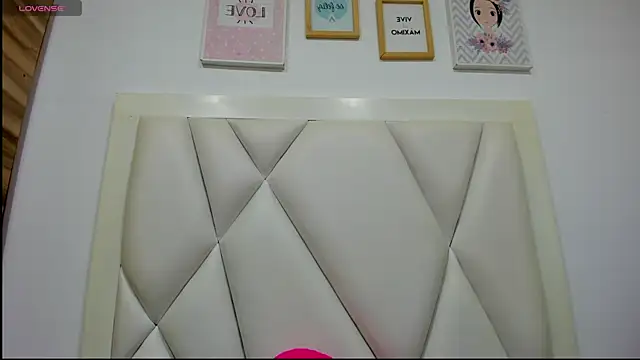 Snapshot of atilanadiaz7 chatting on 17, 4, 2026 atilanadiaz7 online show from 17, 4, 2026