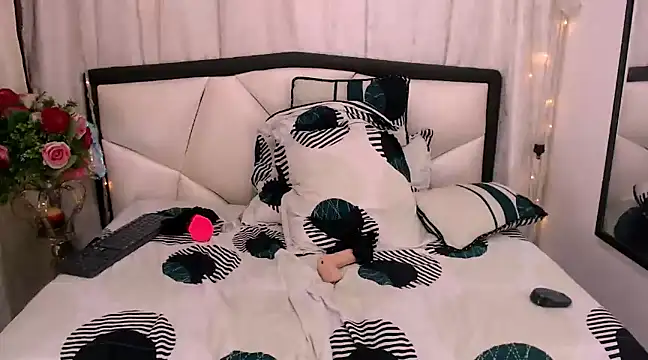 InkedSabrina online show from 14, 2, 2025