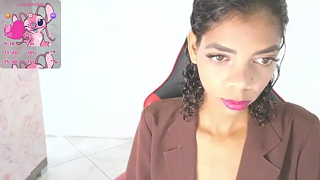 ElisaBoyer online show from 11, 5, 2026