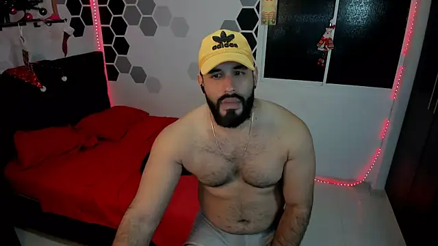 Snapshot of eda_karim chatting on 8, 1, 2025 eda karim online show from 8, 1, 2025