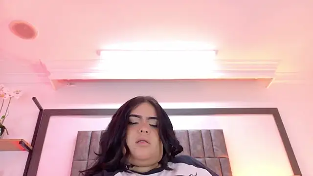 Snapshot of MeryStone chatting on 25, 6, 2026 MeryStone online show from 25, 6, 2026