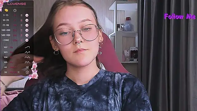 Snapshot of bunny_bubble chatting on 10, 1, 2025 bunny bubble online show from 10, 1, 2025