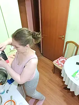 Sakura Green online show from 8, 3, 2025