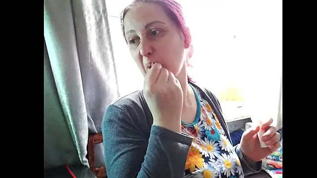 Sakura Green online show from 28, 4, 2026