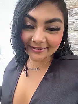 Juli Walker online show from 12, 3, 2026