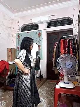 Hotestlove online show from 12, 3, 2025