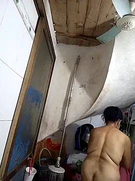 Hotestlove online show from 11, 11, 2025