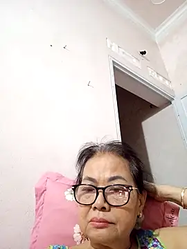 Hotestlove online show from 7, 4, 2026