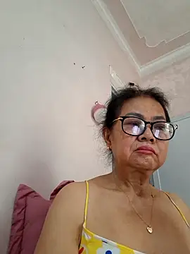 Snapshot of Hotestlove chatting on 1, 6, 2026 Hotestlove online show from 1, 6, 2026