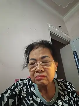 Snapshot of Hotestlove chatting on 2, 6, 2026 Hotestlove online show from 2, 6, 2026