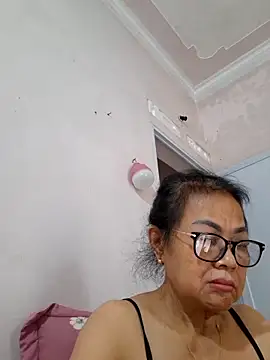 Snapshot of Hotestlove chatting on 8, 6, 2026 Hotestlove online show from 8, 6, 2026